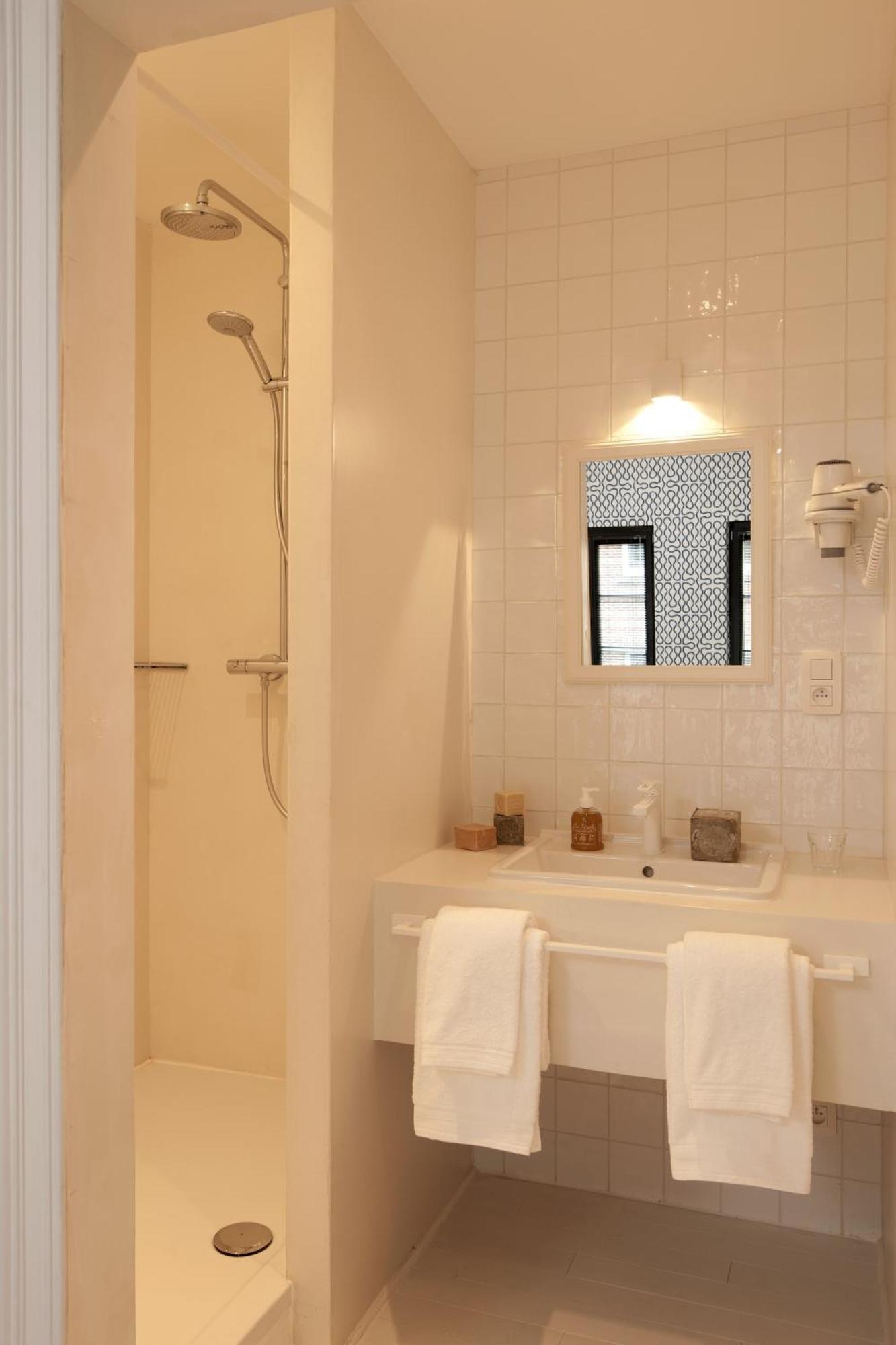 La Maison Haute Guesthouse Brussel Bagian luar foto